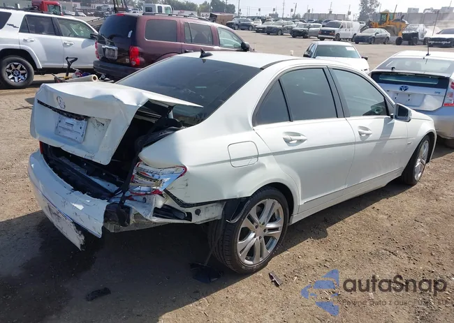 WDDGF4HB9CR222469: 43526492