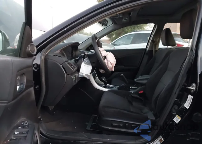 1HGCR2F73EA023553: 43526587