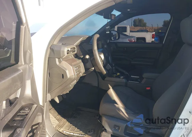 3TMLB5JN5SM113036: 43526675