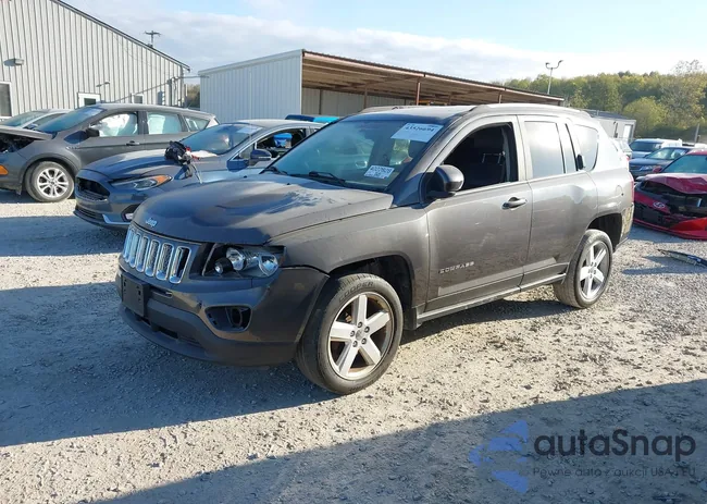 1C4NJCEA5ED772516: 43526694