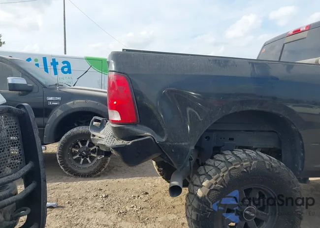 3C6UR5ML6FG662072: 43526697