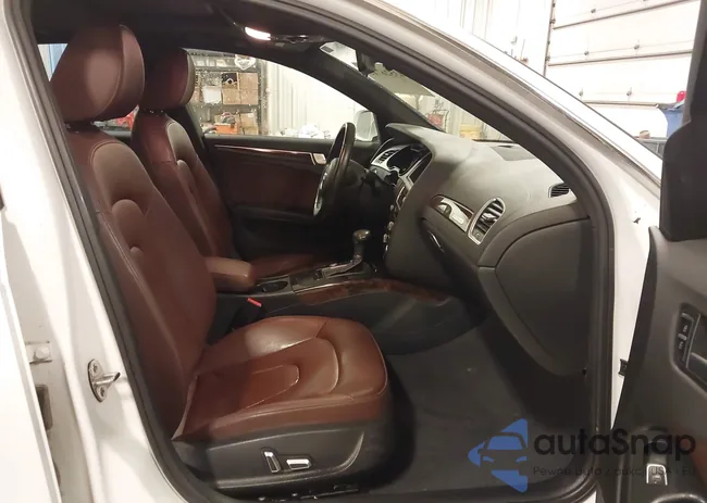 WAUBFAFLXGN001388: 43526715