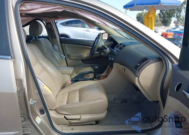 1HGCM568X5A172292: 43526794