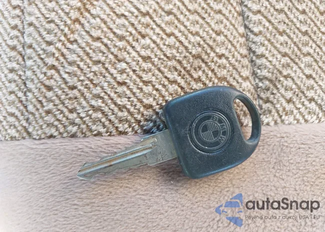 WBADK7301E9202300: 43526142