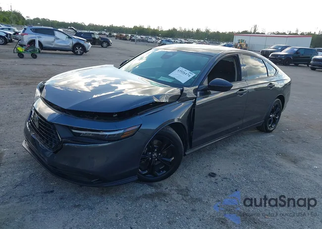 1HGCY1F4XSA032152: 43526174