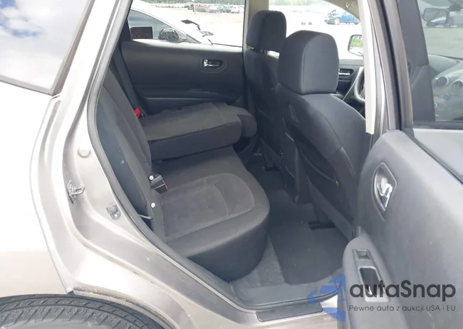 JN8AS5MT7BW161675: 43526171