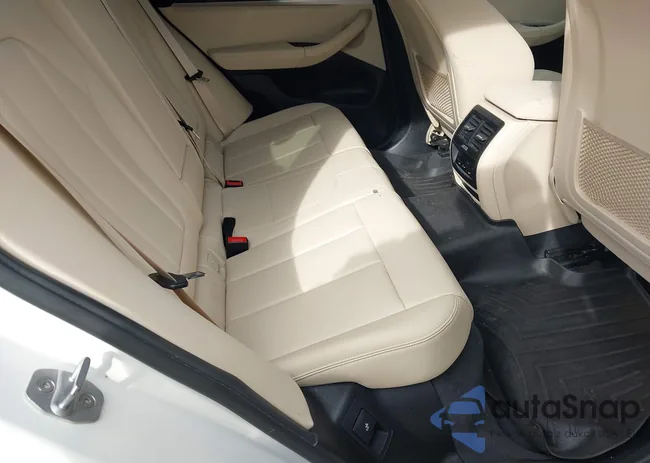 5UXTR9C51KLP80833: 43526178