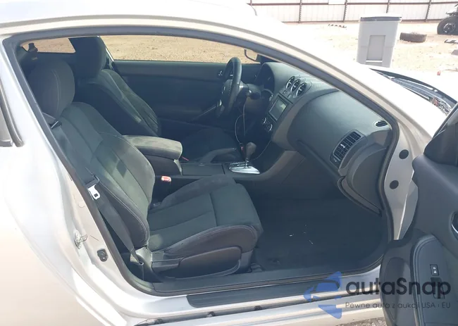 1N4AL2EP8BC151401: 43526185