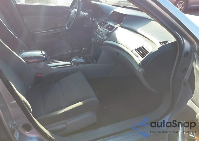 1HGCP26759A095186: 43527419