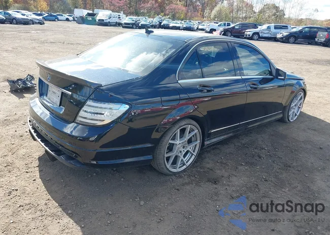 WDDGF8BB3BR160257: 43527520