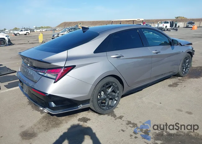 KMHLR4DF4SU904210: 43527747