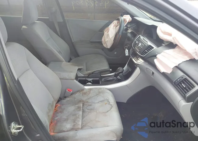 1HGCR2F3XFA003797: 43527809