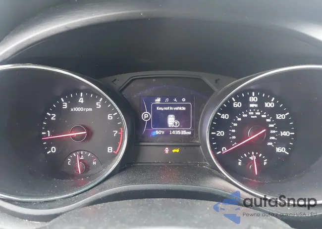 KNDMB5C17H6334872: 43527940