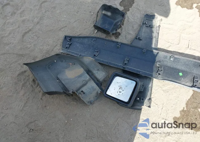 1C4HJXDG9JW226181: 43527960