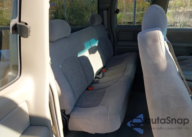 1GCEK19T5YE359393: 43527102