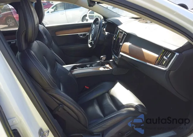 YV1A22ML7H1011849: 43527128