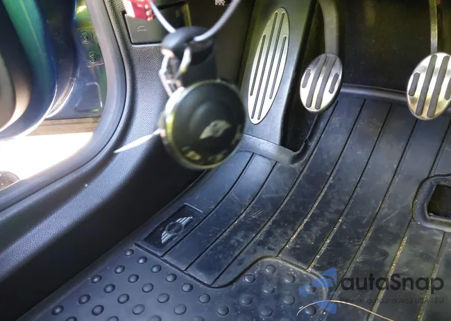 WMWMF73567TL87918: 43527316