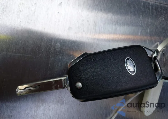 3KPF24AD3ME372099: 43527362