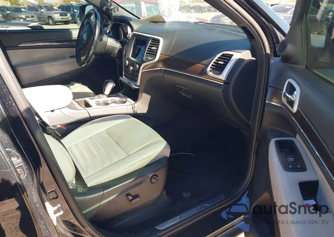 1C4RJEBG2JC278782: 43528545