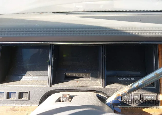 1LNLM81W4PY777114: 43528687