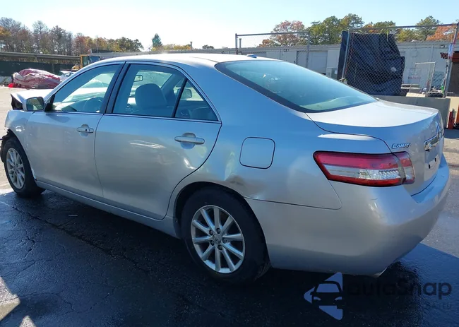 4T1BK3EK4BU624812: 43528709