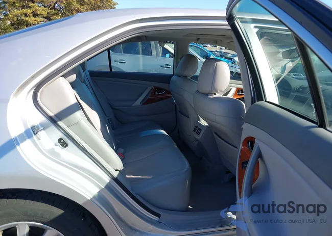 4T1BK3EK4BU624812: 43528709