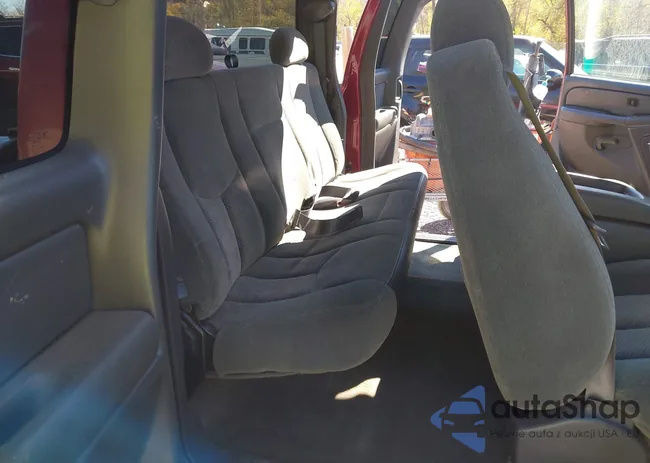 2GCEK19T441282348: 43528812