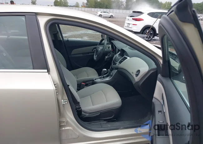 1G1PC5SB5F7190887: 43528926