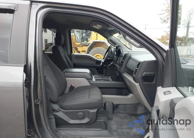 1FTEW1EP4JFD92673: 43528980