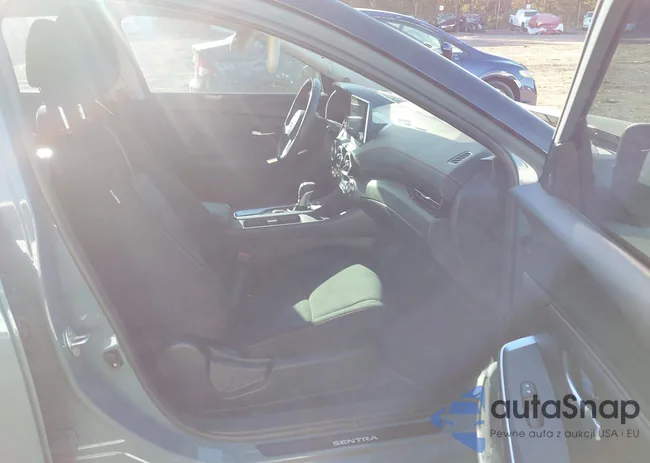 3N1AB8DV3RY224646: 43528997