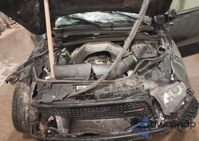 1C4SDJCT6JC126601: 43528297