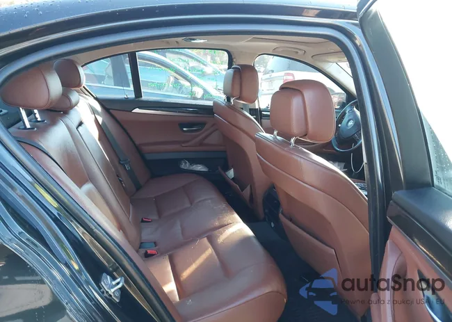 WBAFU7C52BDU55553: 43528302