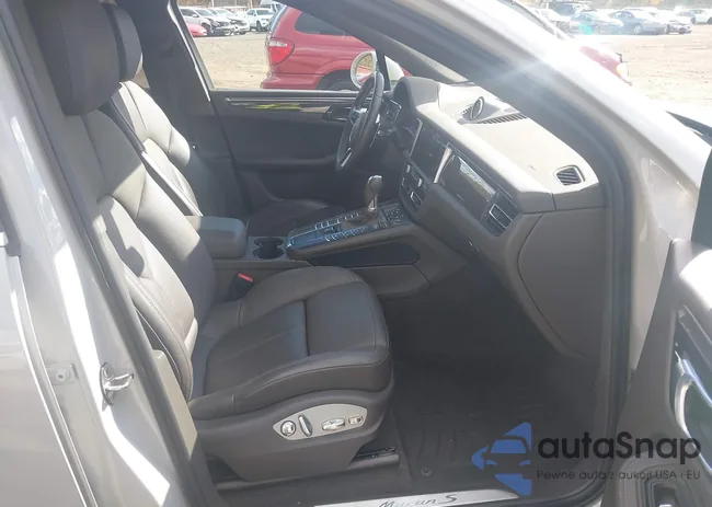 WP1AB2A53MLB33987: 43529405