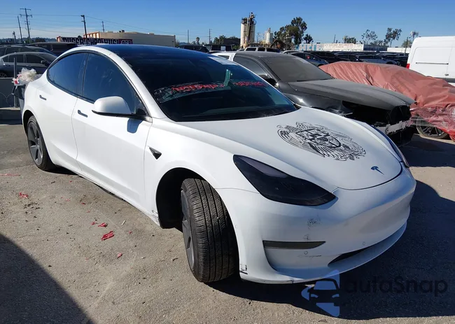 5YJ3E1EA9NF147738: 43529445