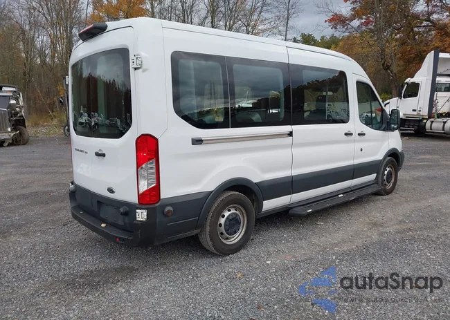 1FDZX2CM9JKB08230: 43529100