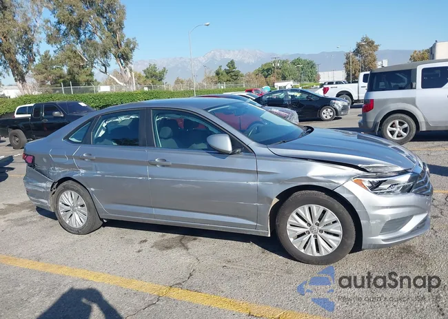 3VWCB7BU3LM055475: 43529214