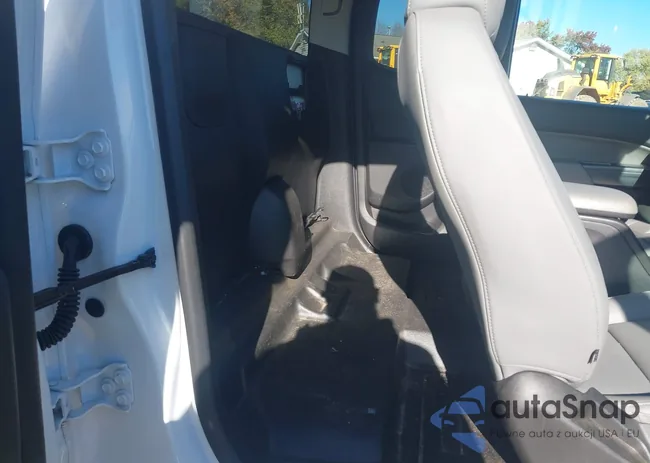 1GCHSAEA5K1189102: 43529257