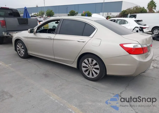 1HGCR2F75EA166164: 43529344