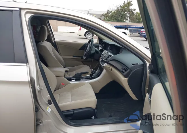 1HGCR2F75EA166164: 43529344