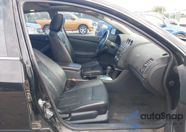 1N4AL2AP2CN437269: 43530511