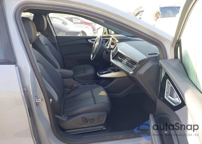 WA1KUBFZ2RP084013: 43530755