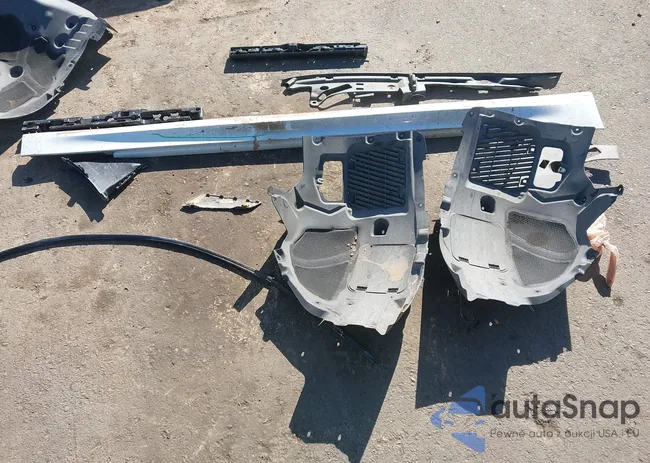 WBAJB1C59JB085452: 43530932