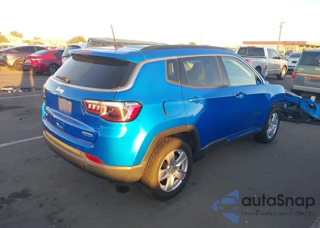 3C4NJDBB1NT215938: 43530172