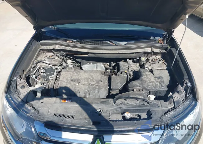 JA4AZ3A38GZ035986: 43530292