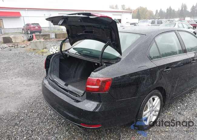 3VW2B7AJ1JM248773: 43530312