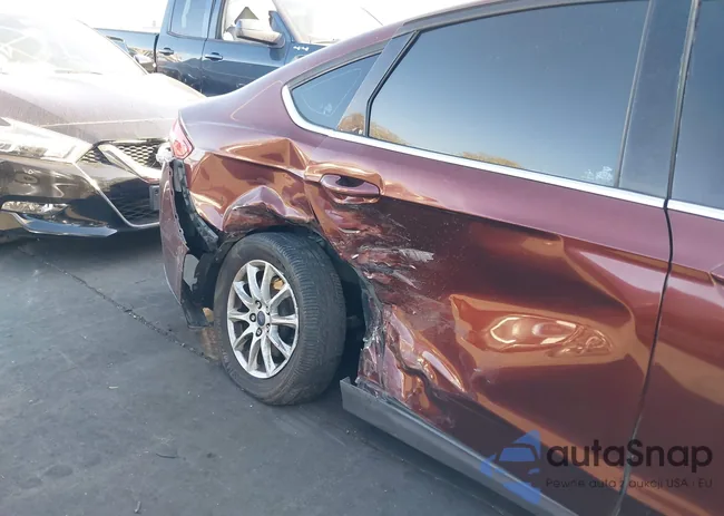 3FA6P0G7XFR128527: 43530333