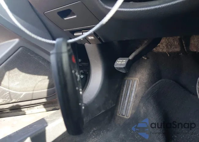 1N4AL3AP8EC198895: 43531560