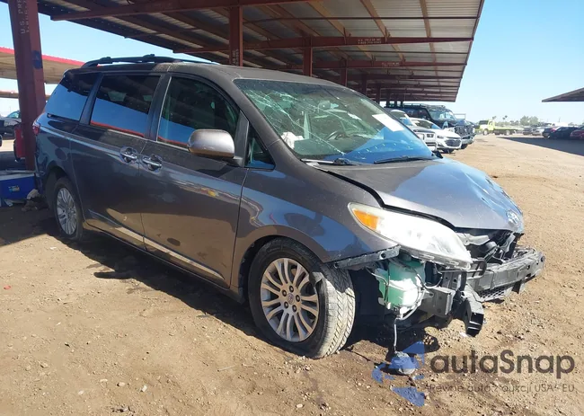 5TDYZ3DC9HS821492: 43531569