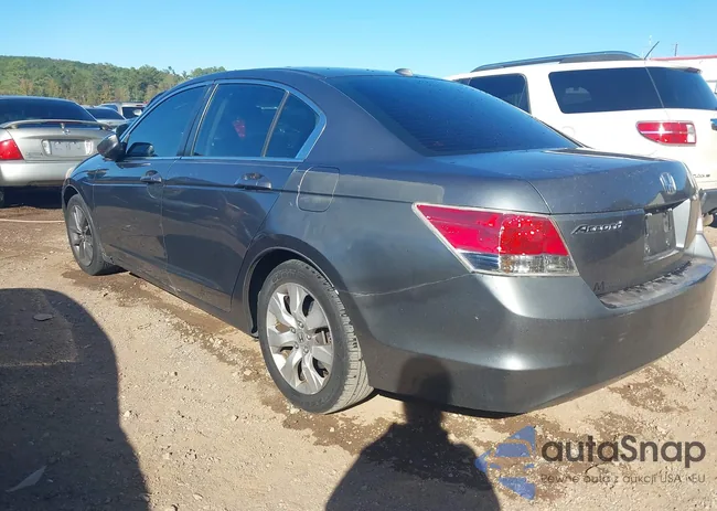 1HGCP2F80AA074730: 43531669