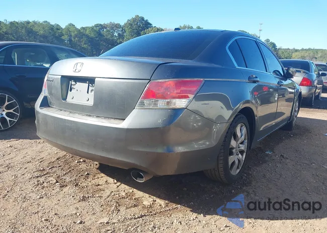 1HGCP2F80AA074730: 43531669